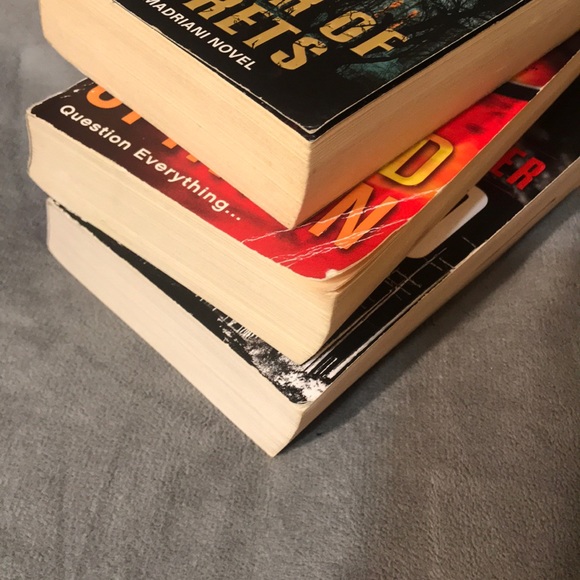 Books all 3- Lee Child, Steve Martini, Michael Palmer - Picture 8 of 10